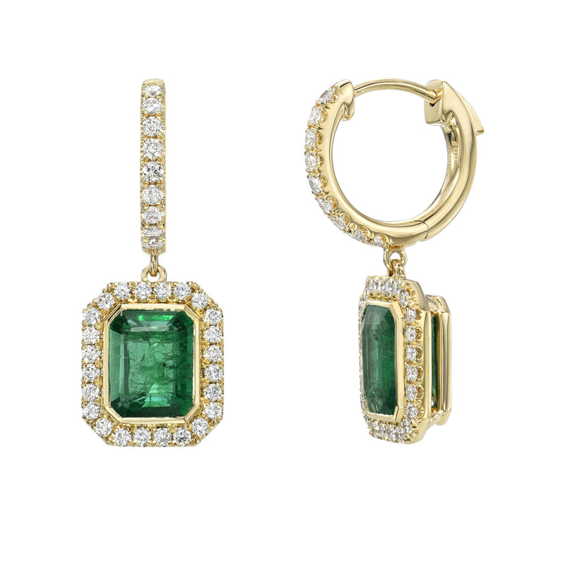 2.54cts. A pair of Emerald huggie earrings.